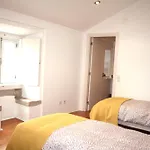 Casa Da Cerca Holiday home *